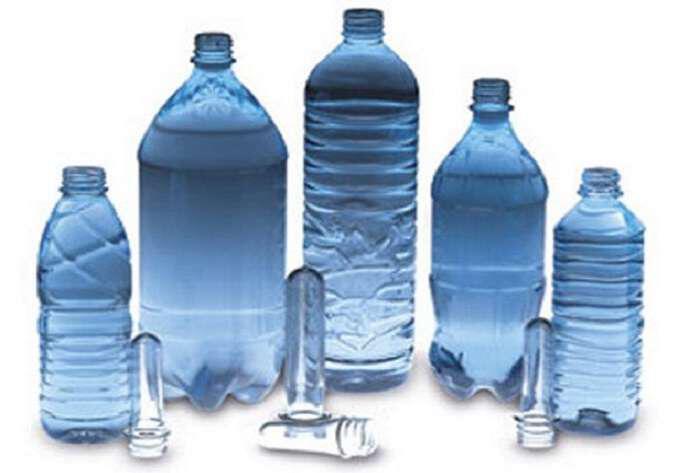 Πριν πιεις νερό από πλαστικό μπουκάλι δες το τριγωνικό σύμβολο