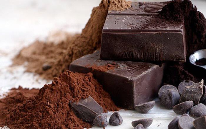 Μαύρη σοκολάτα και ελαιόλαδο επιδιορθώνουν βλάβες των αγγείων