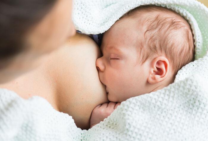 Γιατί το μητρικό γάλα και ο θηλασμός είναι ανυπέρβλητα