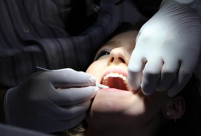 Στοματική υγεία και Δόντια: Μία... Πονεμένη ιστορία