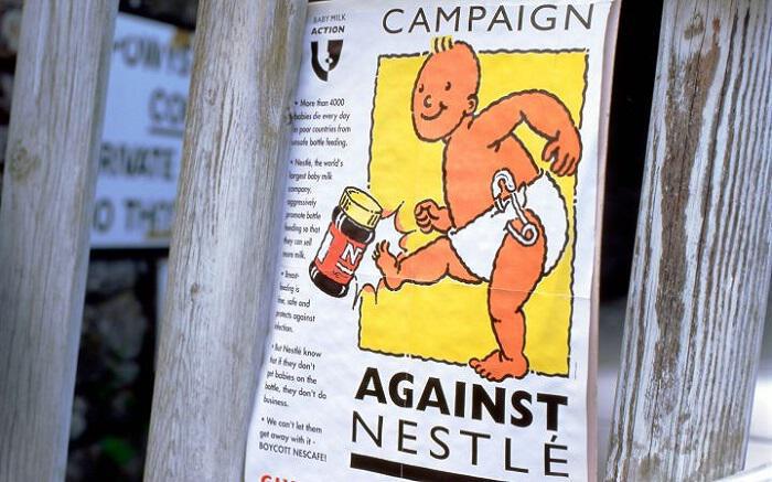 Η Nestlé και οι παραπλανητικές διαφημίσεις για το βρεφικό γάλα σε σκόνη