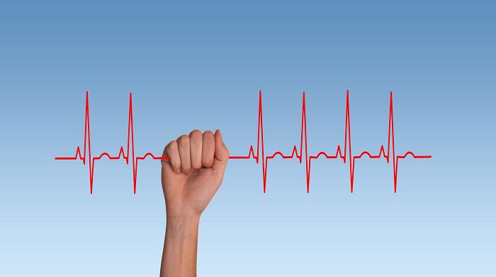 Έλληνας καρδιολόγος: Παράλογα τα μειωμένα όρια για τη χοληστερίνη