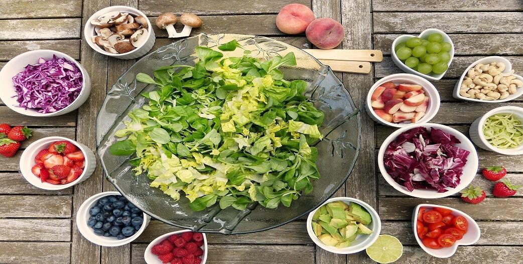 Σαλάτες ως πλήρη γεύματα: 10 απίθανες συνταγές